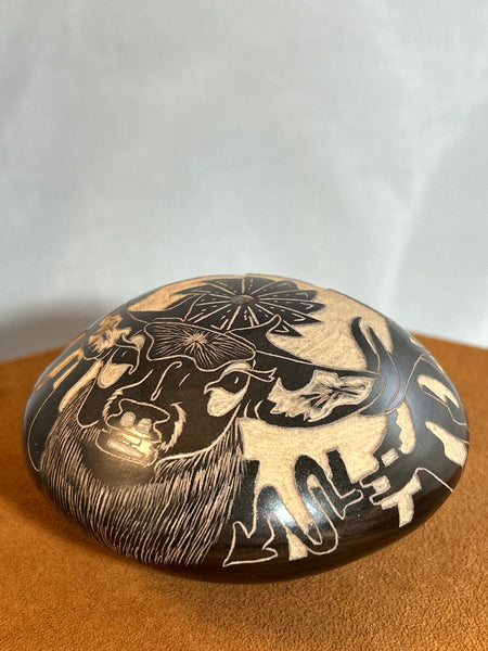 Elk Seed Pot by Luciano Naranjo