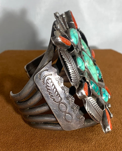 Vintage Coral and Royston Squash Cuff (Circa 1940-50s)