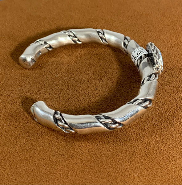 Golden Hills Ribbon Ruff by First American Traders