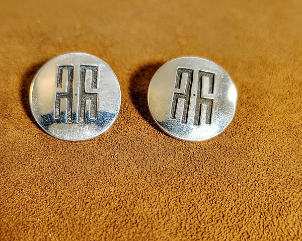 Vintage Sterling Silver Round Geometric Overlay Stud Earrings – Southwestern Modernist Design