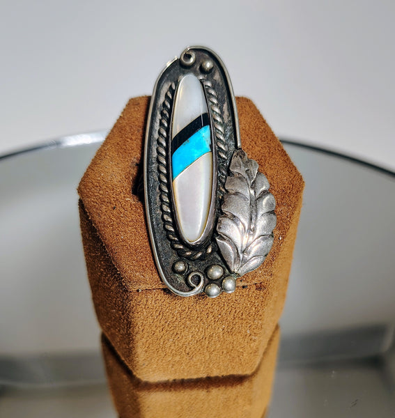 Vintage Turquoise, Mother of Pearl & Black Inlay Ring – Southwestern Silver Leaf Design