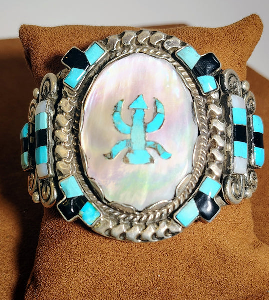 Vintage Turquoise, Mother of Pearl & Black Onyx Inlay Cuff Bracelet – Lizard Motif Sterling Silver