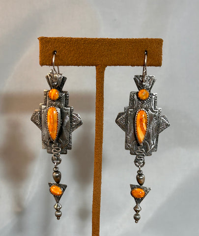 Spiny Oyster Earrings by Teresa Archibeque