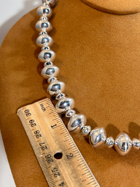 Alternating 20" Navajo Round Bead Necklace by Haley Olen Yazzie