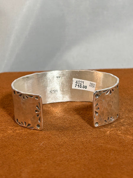 Crow Cuff by Richard Schmidt