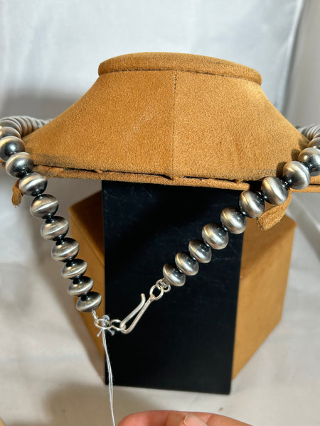 Graduated Navajo Pearl Necklace