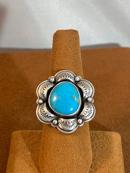 Scalloped Circle Ring by Keri Muniz