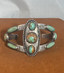 Unique Vintage Green Turquoise Cuff