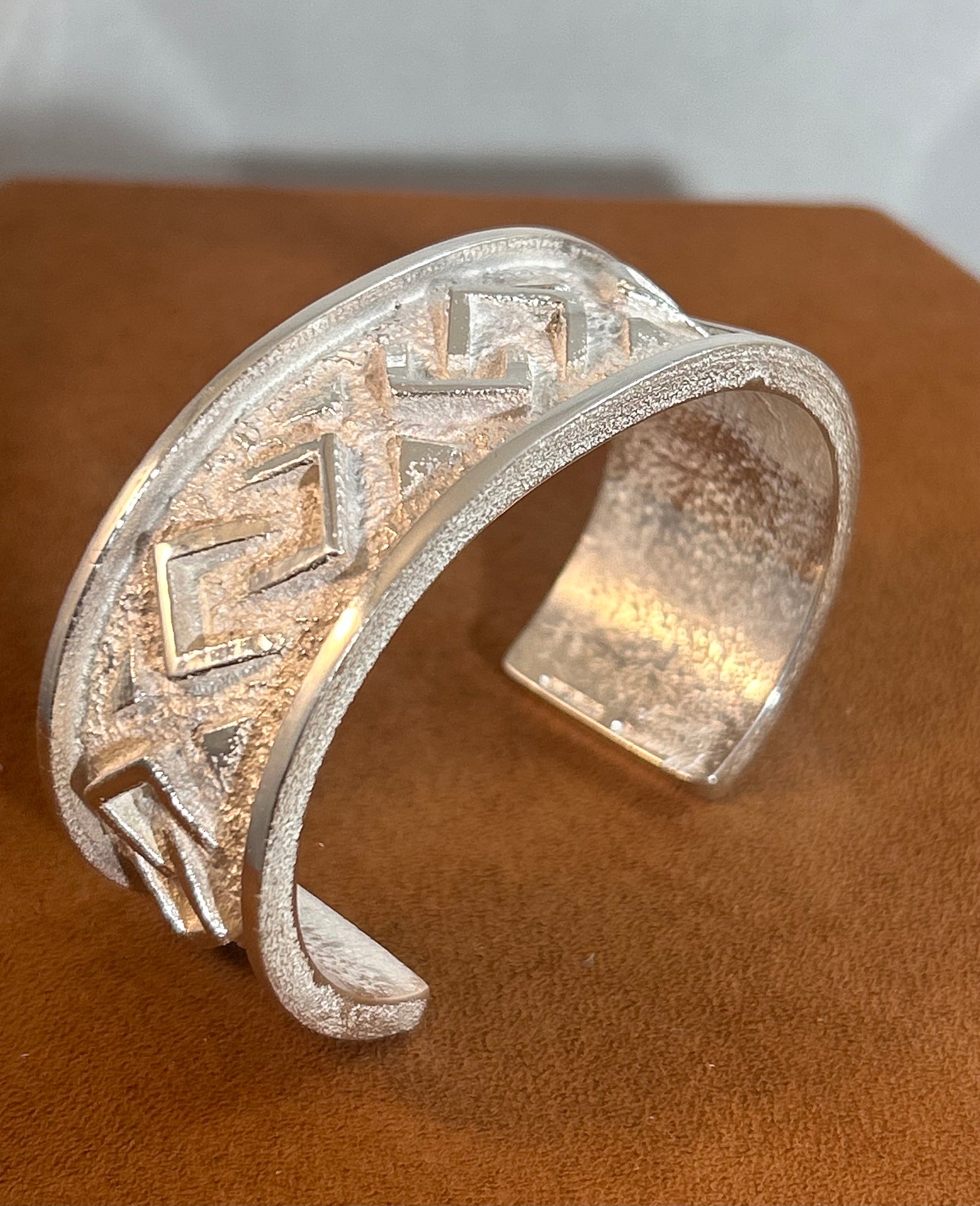Ice on Snow Cuff by Earl Plummer