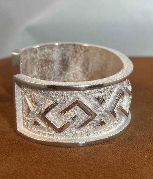 Ice on Snow Cuff by Earl Plummer
