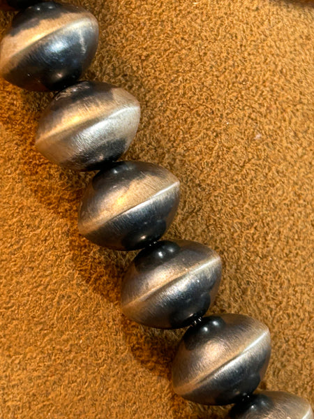 Graduated Navajo Pearl Necklace by Ruby Haley