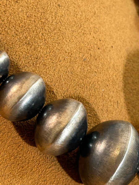 Graduated Navajo Pearl Necklace by Ruby Haley