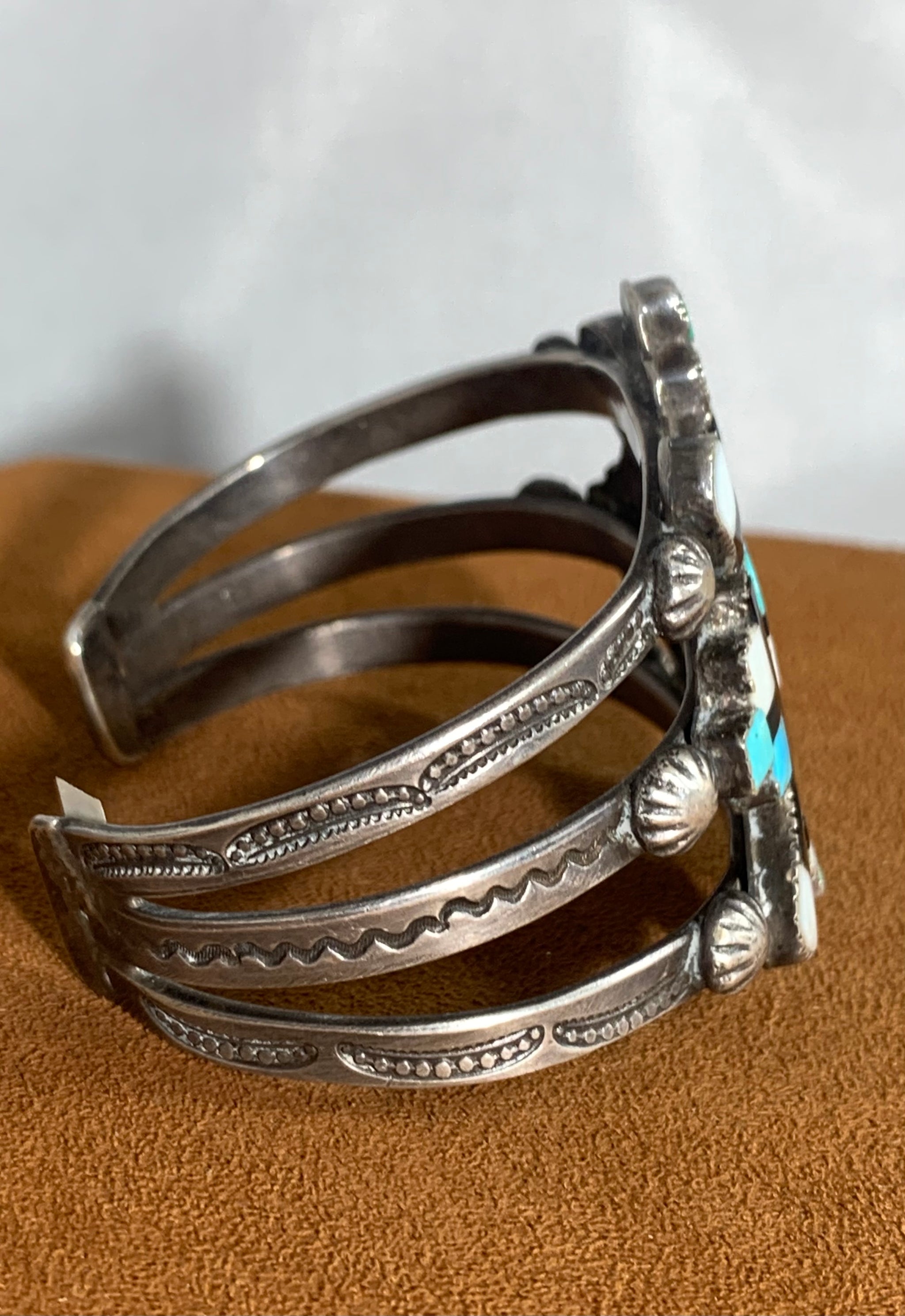 Vintage Zuni Sunface Onyx Inlay Cuff (Circa 1950s