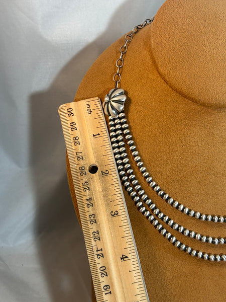 Fluted Flower Bead Necklace by Kevin Randall Studios