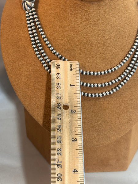 Fluted Flower Bead Necklace by Kevin Randall Studios