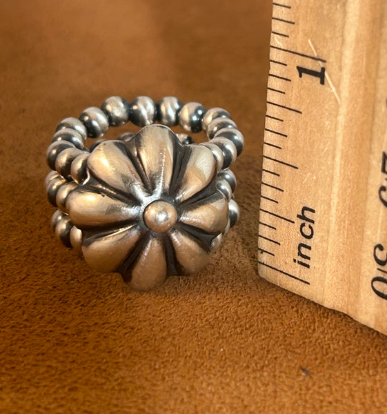 Fluted Flower Bead Ring by Kevin Randall Studios