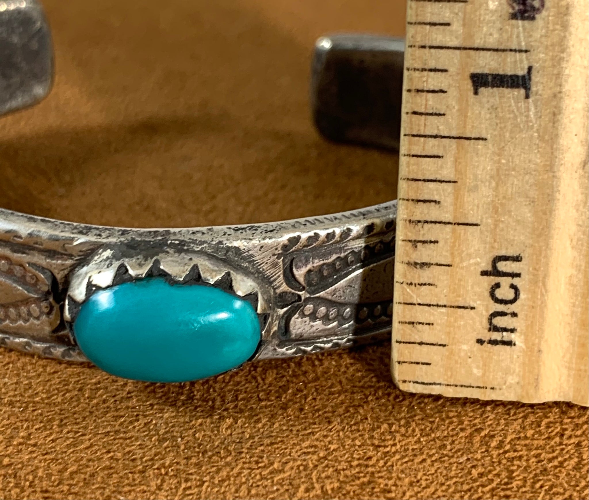 9C7AD861-B781-4139-B5F4-